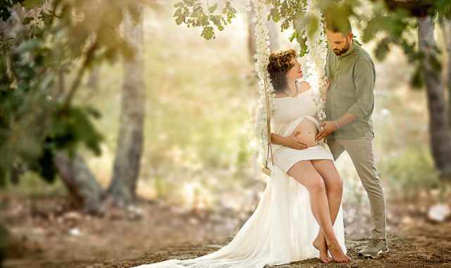 "Pregnancy" e "newborn": quando dal fotografo ci finiscono pancioni e neonati